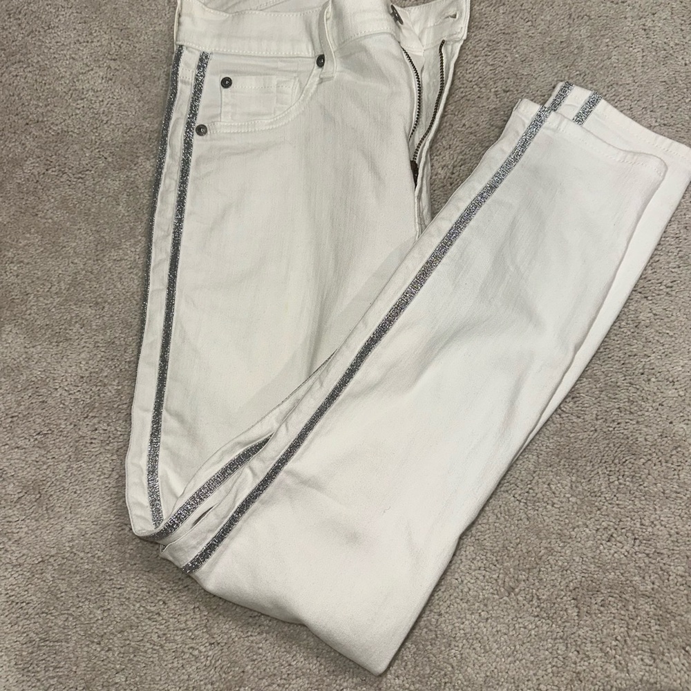 White Jeans